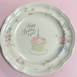Pfaltzgraff Tea Rose Stoneware Happy Birthday plate 9”